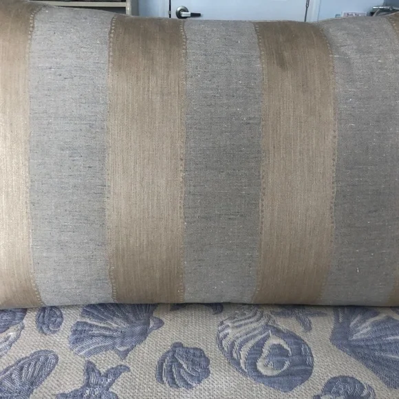 Set of 2 Anichini 100% silk pillows stripe beige grey tan with inserts neutral